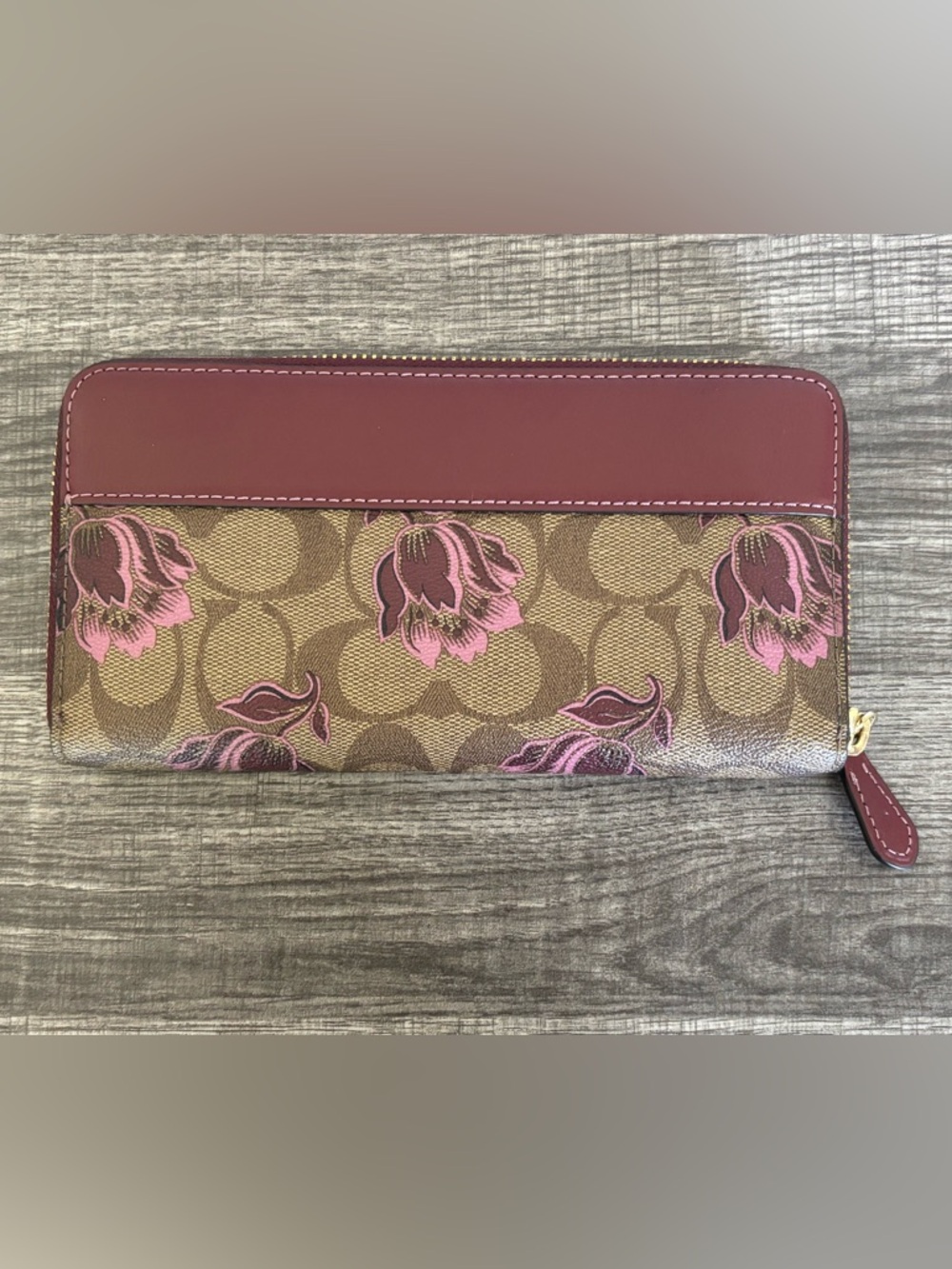 Coach Accordion Zip Wallet in Signature Canvas with Desert Tulip Print - Picture 6 of 14